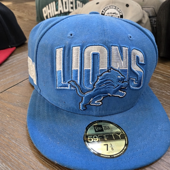 Men's hats bundle - Picture 10 of 11